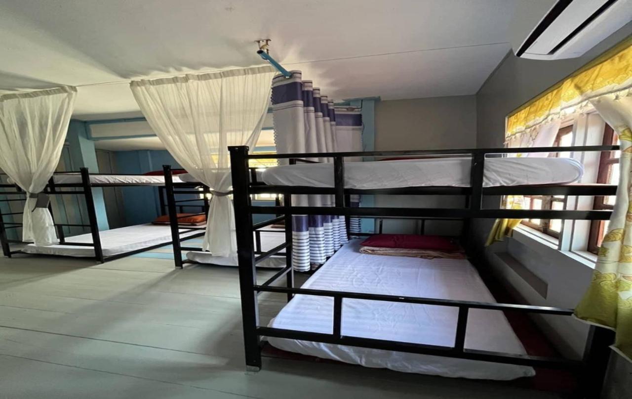 Vang Vieng Queen'S- Mountain View Hotel Екстериор снимка