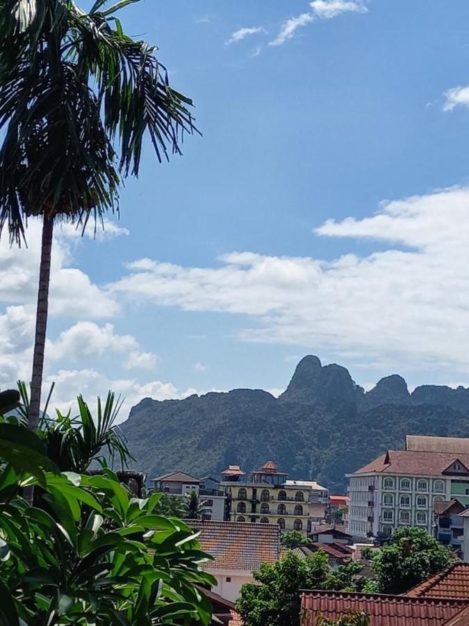 Vang Vieng Queen'S- Mountain View Hotel Екстериор снимка