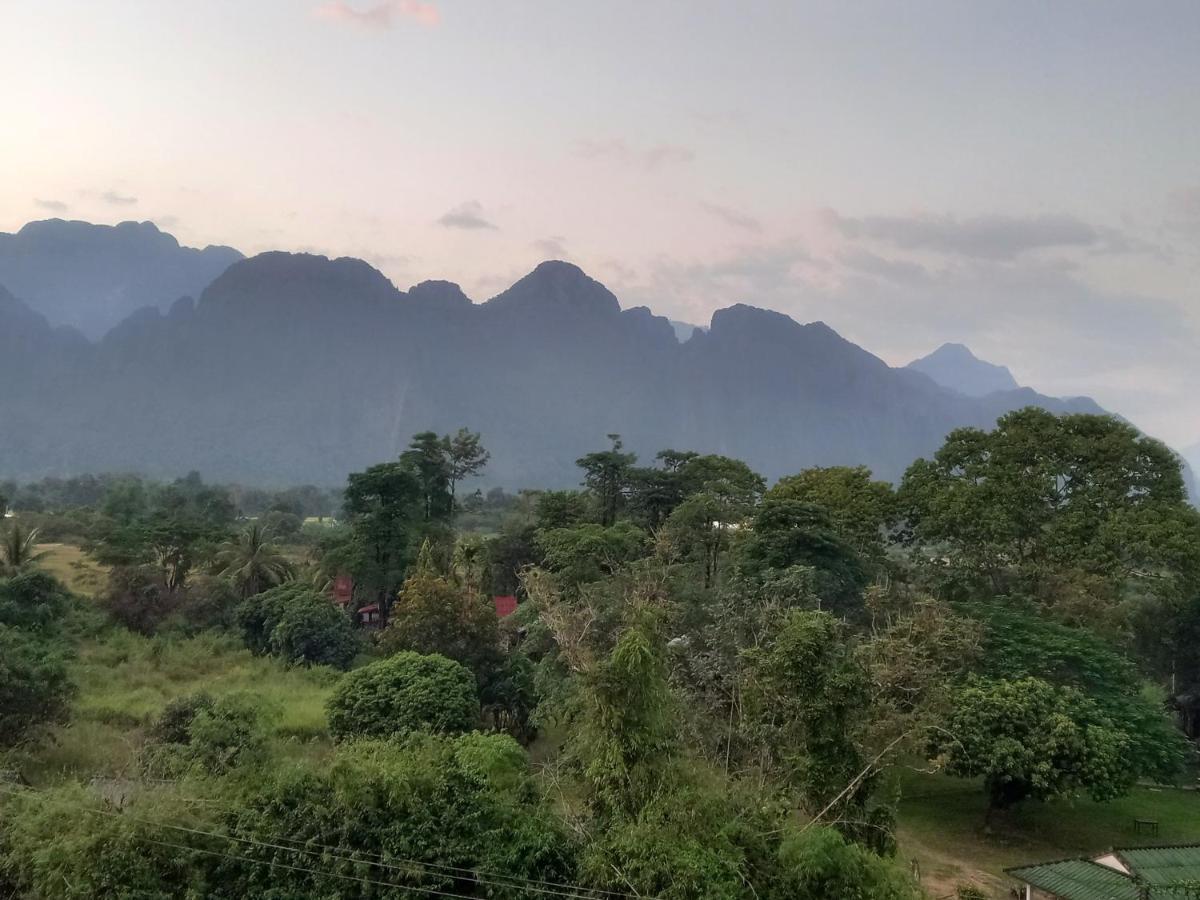 Vang Vieng Queen'S- Mountain View Hotel Екстериор снимка