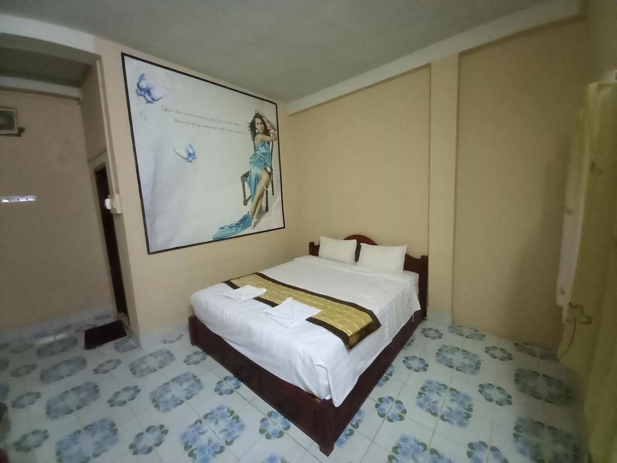 Vang Vieng Queen'S- Mountain View Hotel Екстериор снимка