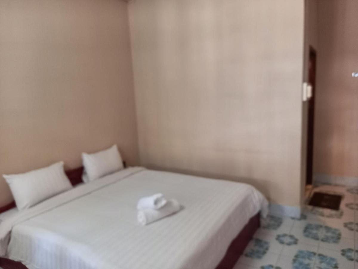 Vang Vieng Queen'S- Mountain View Hotel Екстериор снимка